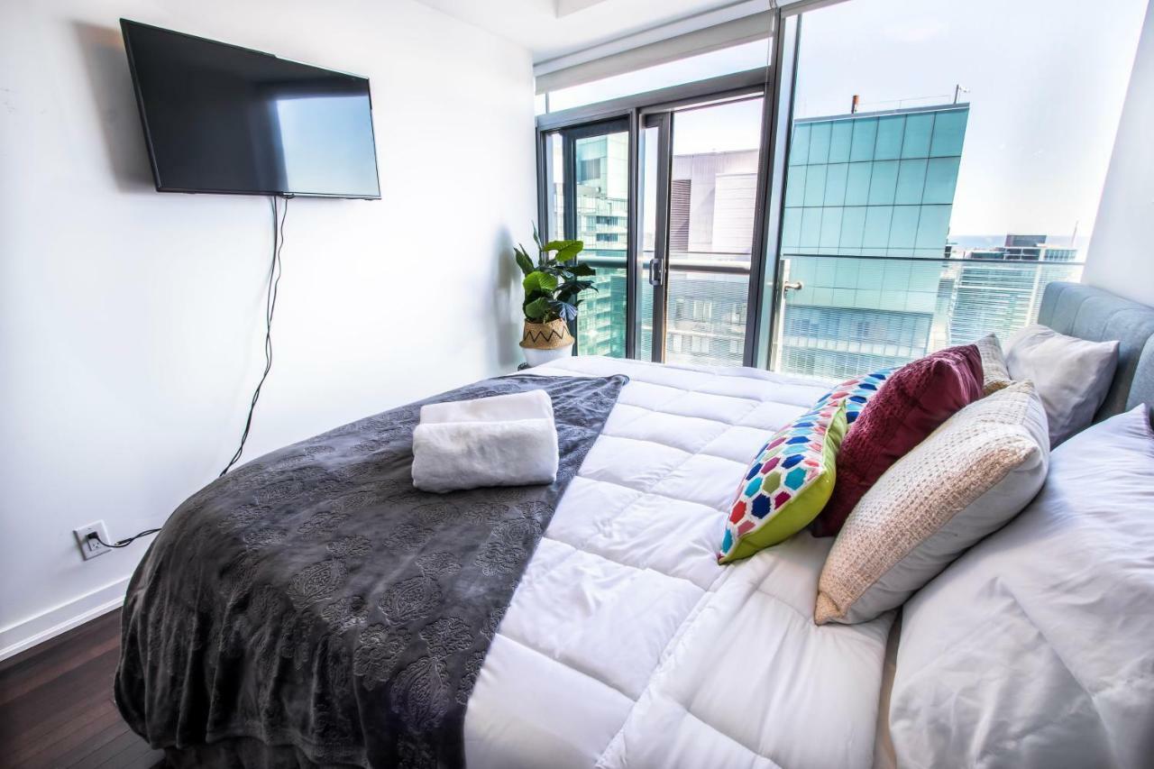 Micasa Suites - Modern Executive Condo Toronto Extérieur photo