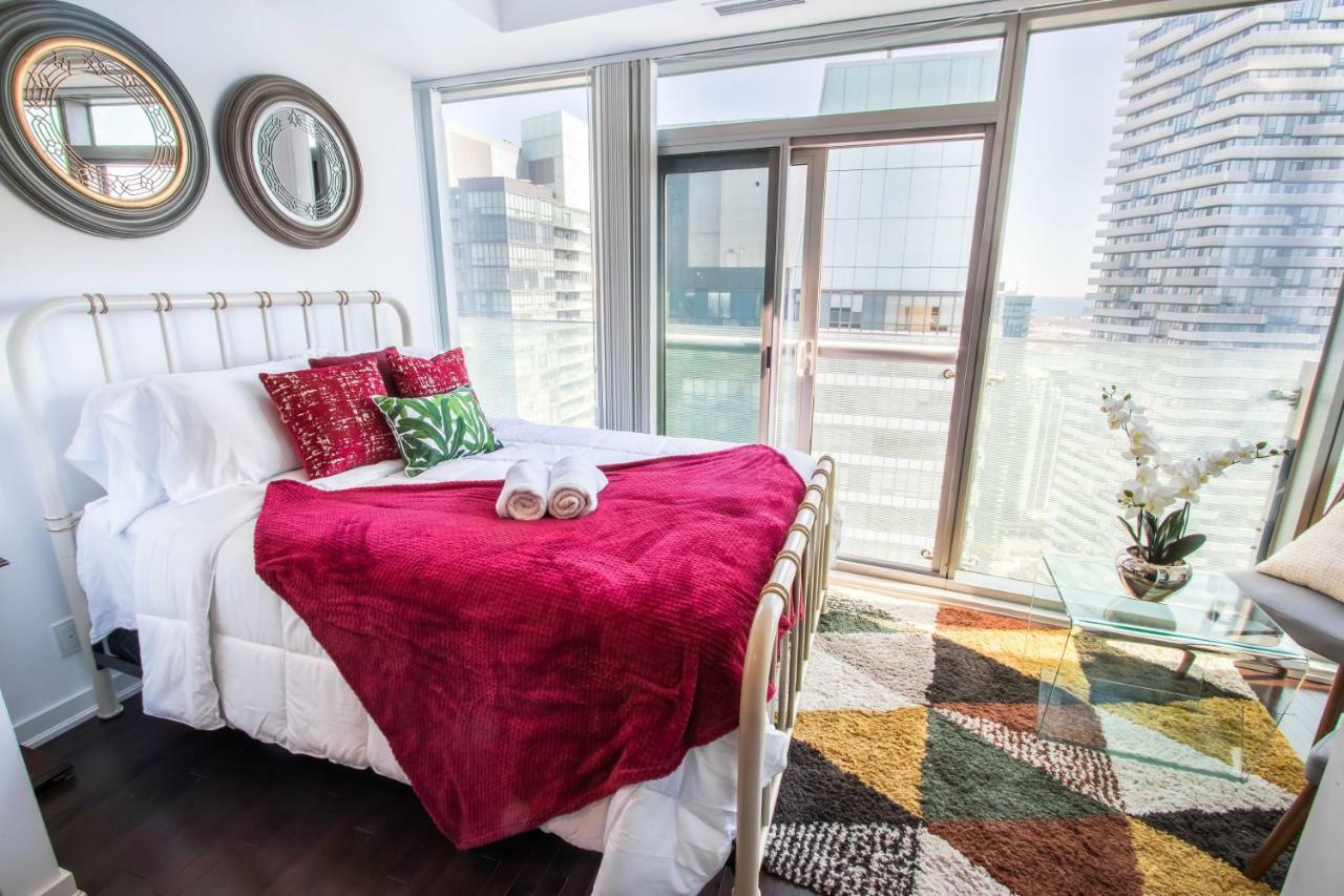 Micasa Suites - Modern Executive Condo Toronto Extérieur photo