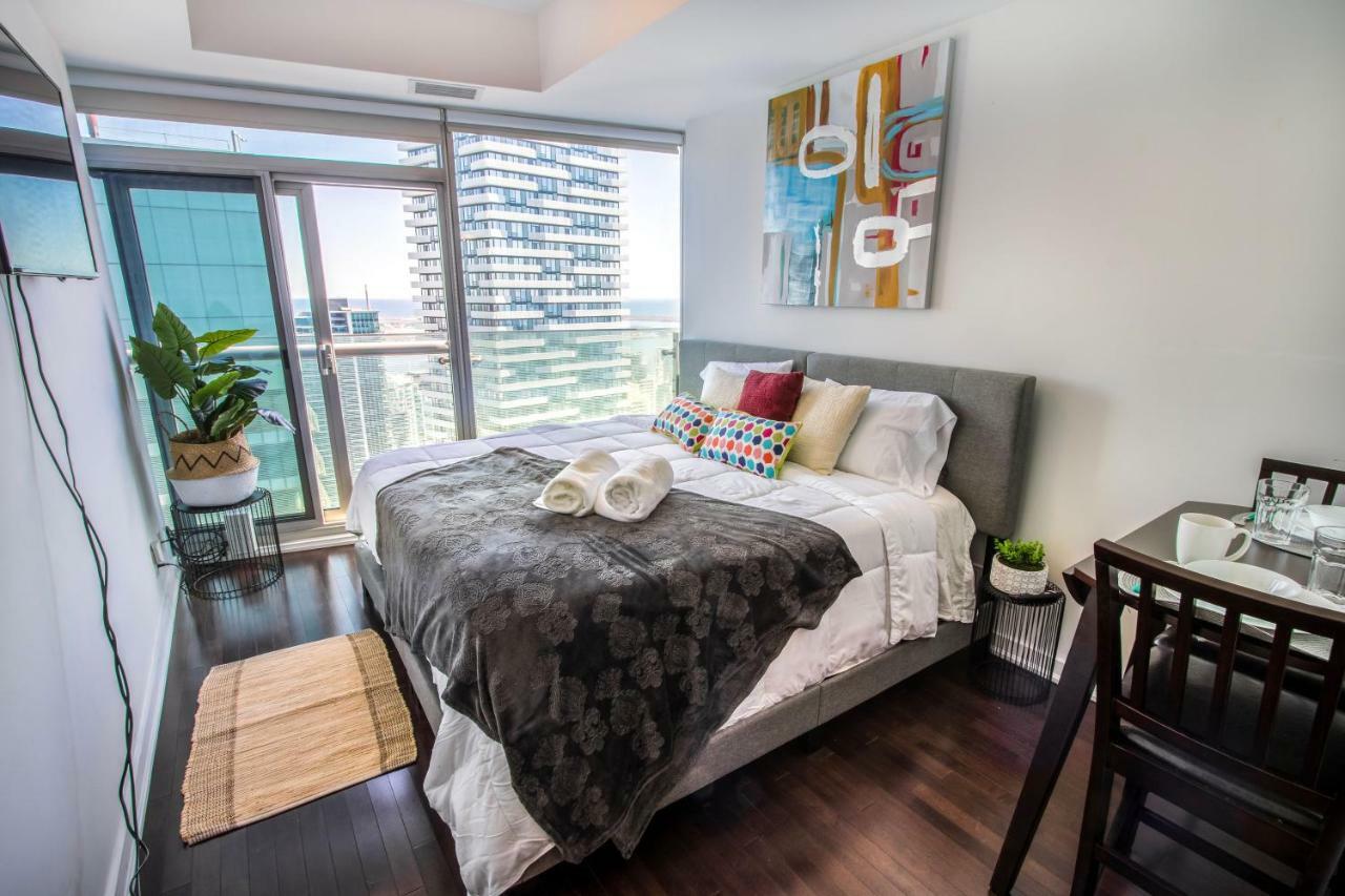 Micasa Suites - Modern Executive Condo Toronto Extérieur photo